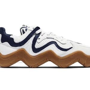 Authentic mschf v2wav sneakers New in Box cream navy gum 7.5W 6M